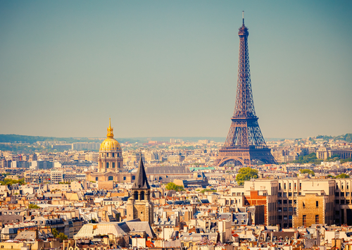Paris (Shutterstock)